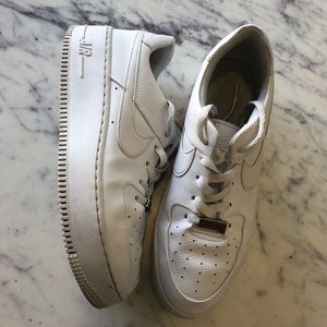 Nike Air Force 1 Sage Low